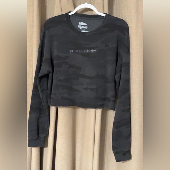 GORUCK BLK Camo Crop WMN Long Sleeve Sweatshirt Cotton Polyester 2400-01H (EUC) - Picture 3 of 7